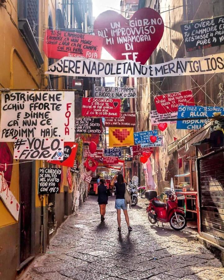 Home Pulcinella Napoli Esterno foto