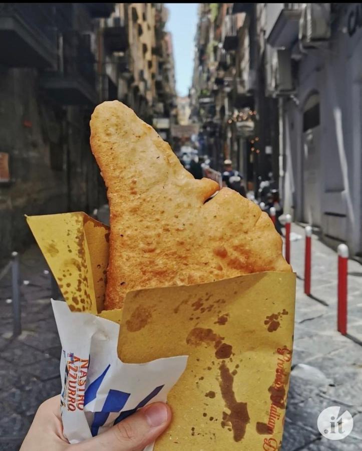 Home Pulcinella Napoli Esterno foto
